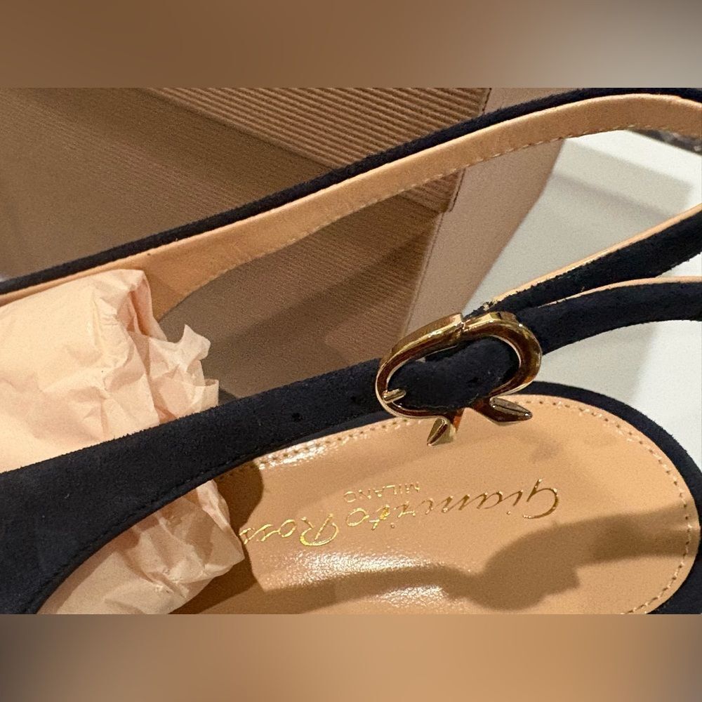 Gianvito Rossi ROBBIE SLING 55
COLOR: Blue Suede - Picture 6 of 7